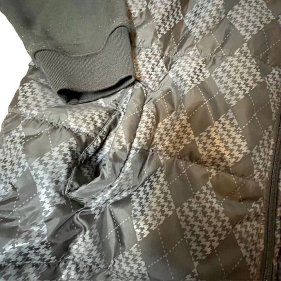 Avirex Men's Puffer Coat- Argyle torso with layered look sleeves/ Hood Black 4XL - Picture 2 of 15